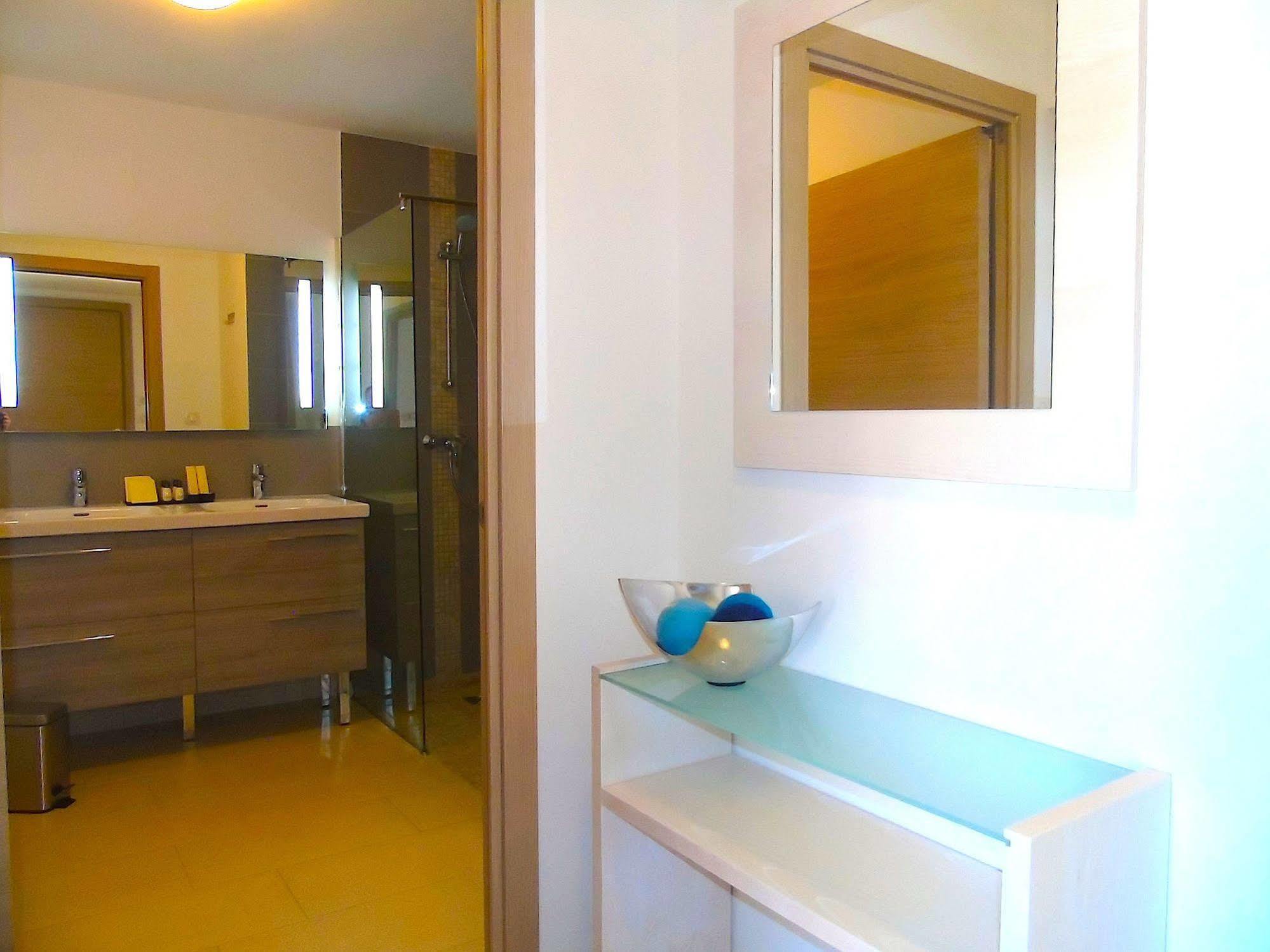 Residence Le Cosimo LʼÎle-Rousse エクステリア 写真